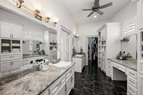 1210 Parkerhaven Court Houston TX 77008