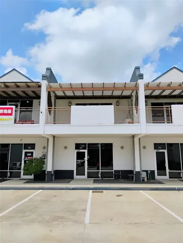 9788 Clarewood Drive 106 Houston TX 77036