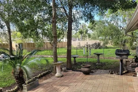 209 Montclaire Drive Drive West Columbia TX 77486