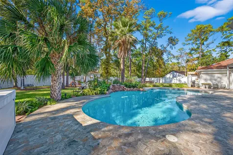 24 Windermere Lane Houston TX 77063