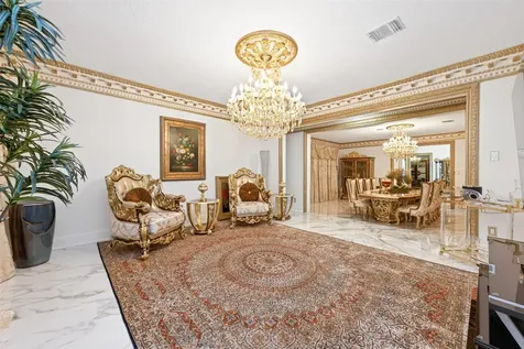 24 Windermere Lane Houston TX 77063
