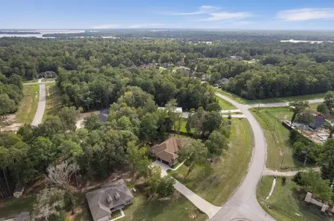 28526 Riverside Crest Lane Houston TX 77336