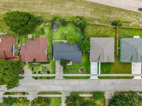 2313 Cedar Street Pearland TX 77581
