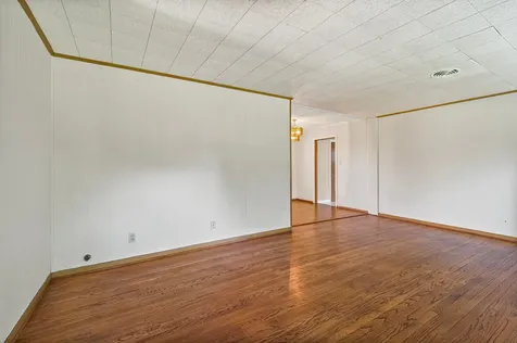 5532 Meadow Creek Lane Houston TX 77017