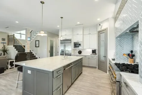 3827 Sea Breeze Lane Galveston TX 77554
