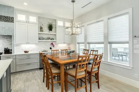 3827 Sea Breeze Lane Galveston TX 77554