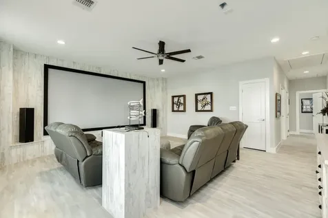 3827 Sea Breeze Lane Galveston TX 77554