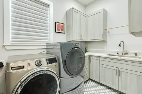 3827 Sea Breeze Lane Galveston TX 77554