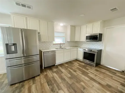 443 Bayou View Drive El Lago TX 77586
