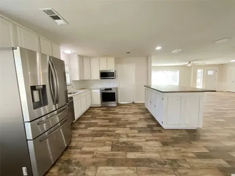 443 Bayou View Drive El Lago TX 77586