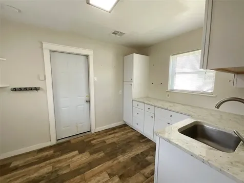 443 Bayou View Drive El Lago TX 77586