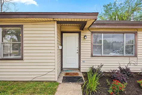 6633 W 43rd Street Houston TX 77092
