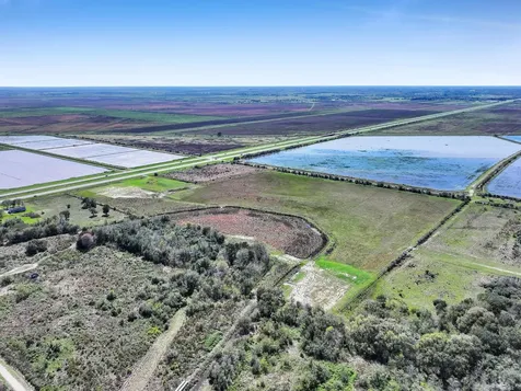 0000 Highway 73 Hamshire TX 77622