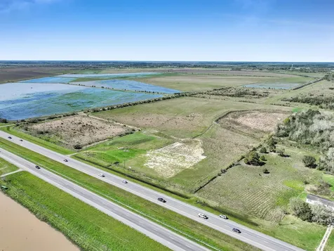 0000 Highway 73 Hamshire TX 77622