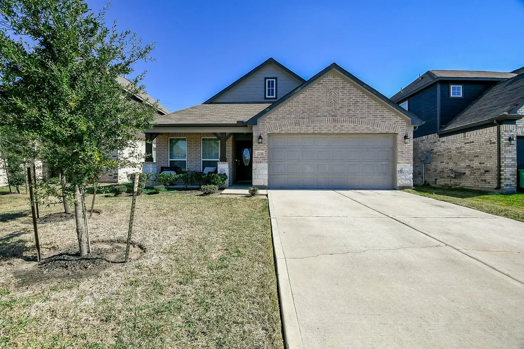 2211 Bright Sunrise Trail Fresno TX 77545