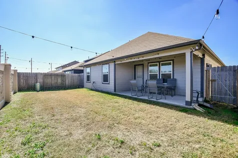 2211 Bright Sunrise Trail Fresno TX 77545