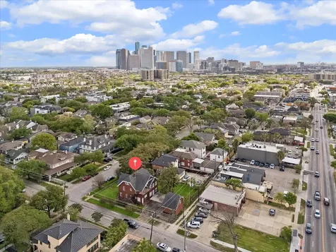 614 Avondale Street Houston TX 77006