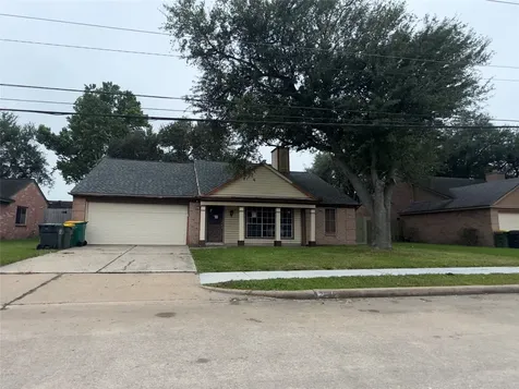 2430 Shady Bend Drive Pearland TX 77581