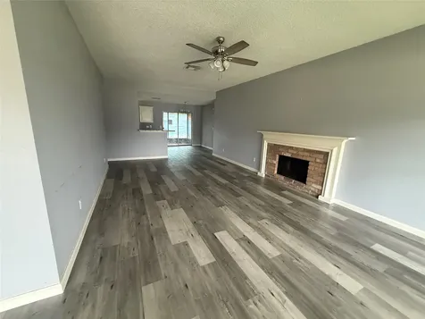 2430 Shady Bend Drive Pearland TX 77581