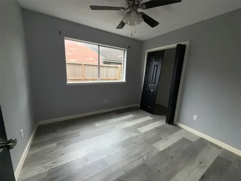 2430 Shady Bend Drive Pearland TX 77581