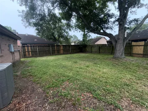 2430 Shady Bend Drive Pearland TX 77581