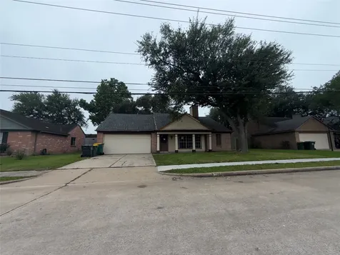 2430 Shady Bend Drive Pearland TX 77581