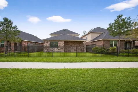 16817 Pink Wintergreen Drive Conroe TX 77385