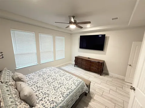 2001 Sadtler Ridge Circle La Porte TX 77571