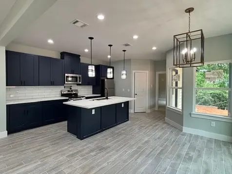 114 Indian Creek Street Willis TX 77378