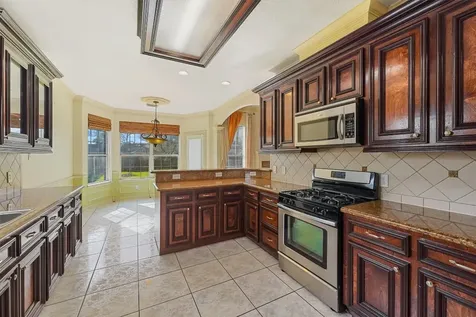 6907 Keats Street Houston TX 77085