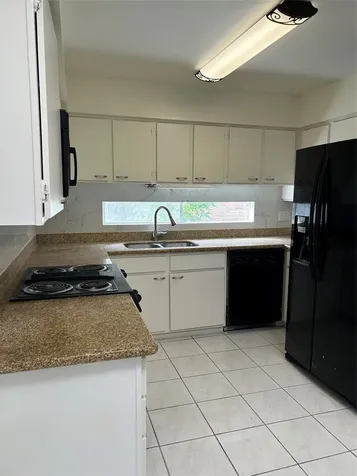 6354 Ivyknoll Drive Houston TX 77035
