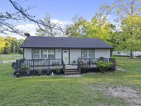 461 Trails End Drive Cleveland TX 77328