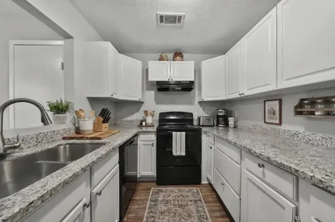 461 Trails End Drive Cleveland TX 77328