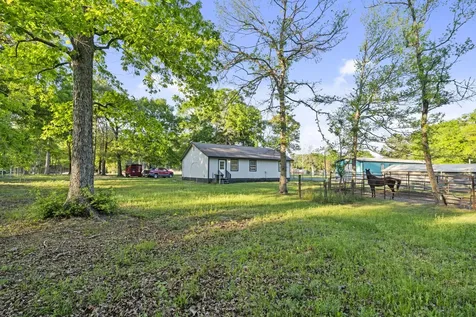 461 Trails End Drive Cleveland TX 77328
