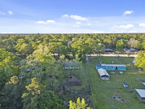 461 Trails End Drive Cleveland TX 77328
