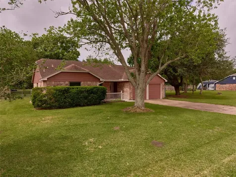 3979 County Road 962b Alvin TX 77511