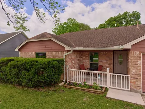 3979 County Road 962b Alvin TX 77511