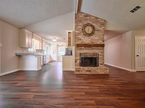 3979 County Road 962b Alvin TX 77511