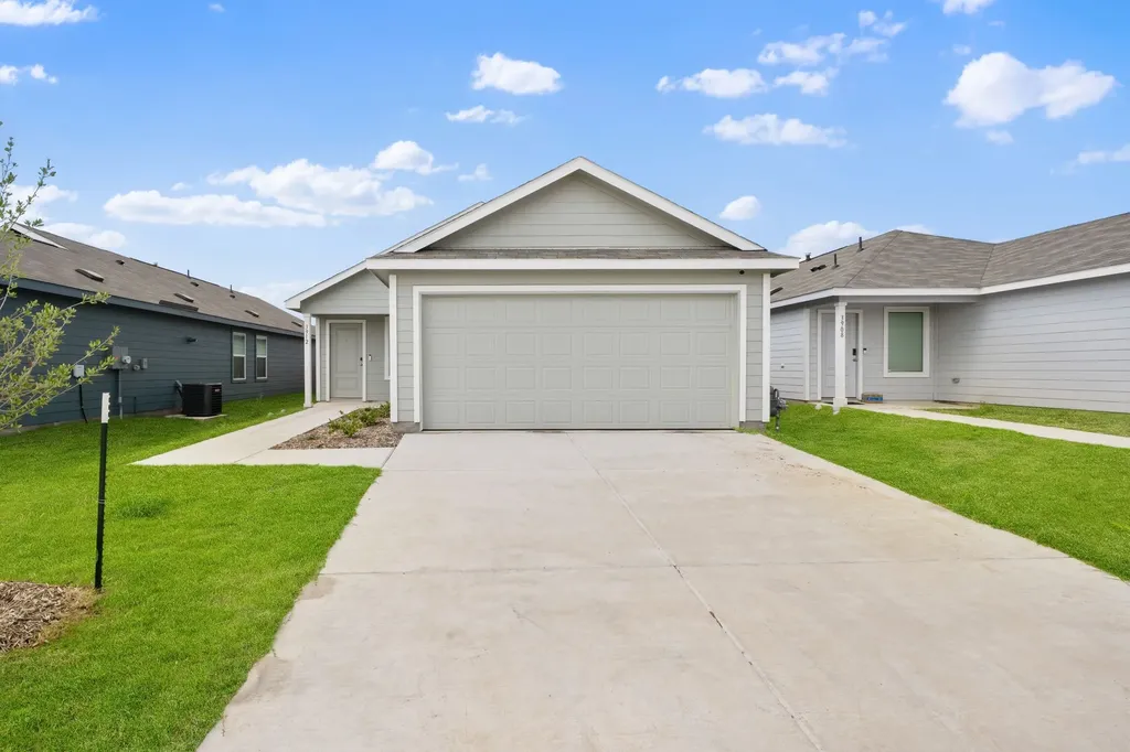 3912 Pontchartrain Parkway Sherman TX 75090