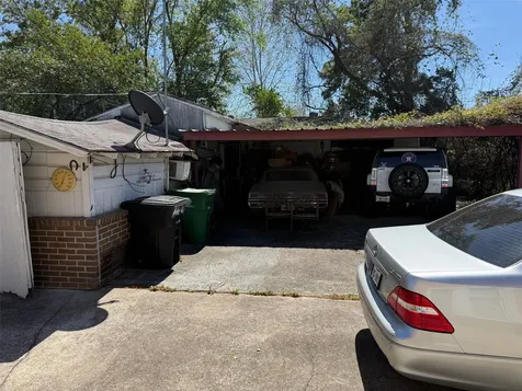 402 Frisco Street Houston TX 77022