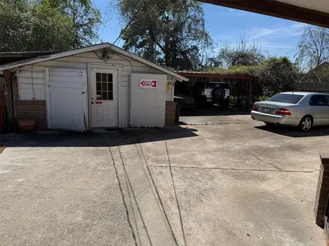 402 Frisco Street Houston TX 77022