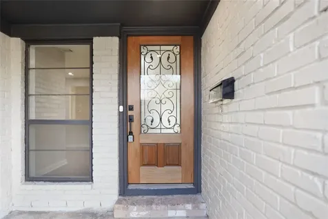 11822 S Perry Avenue Houston TX 77071