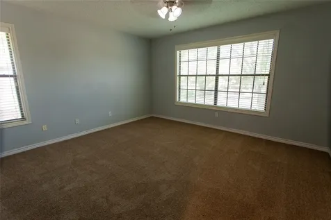 2019 Braesmeadow Lane Sugar Land TX 77479