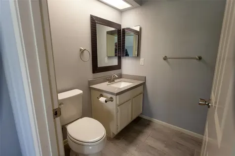 2019 Braesmeadow Lane Sugar Land TX 77479