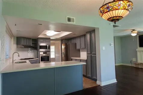2019 Braesmeadow Lane Sugar Land TX 77479
