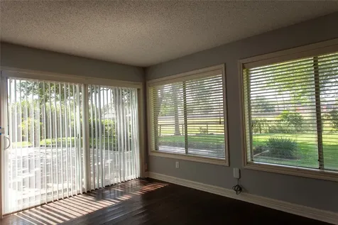 2019 Braesmeadow Lane Sugar Land TX 77479