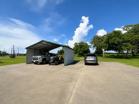 9264 Fm 1728 Boling TX 77420
