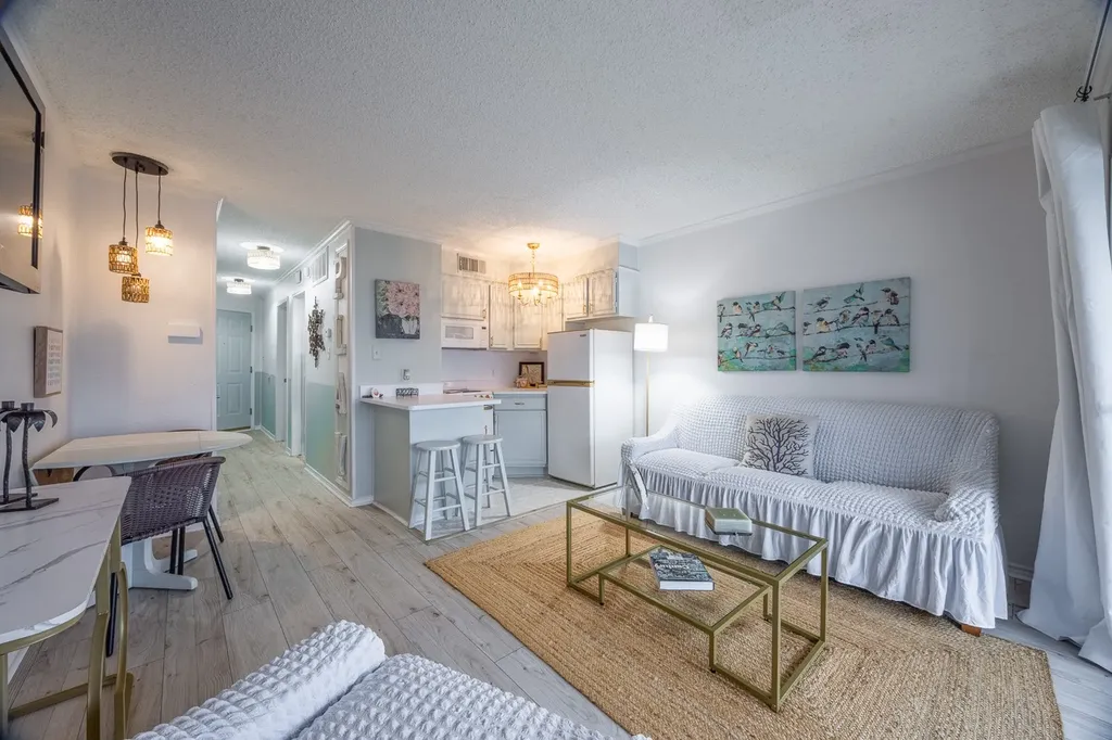 6102 Seawall Boulevard 229 Galveston TX 77551