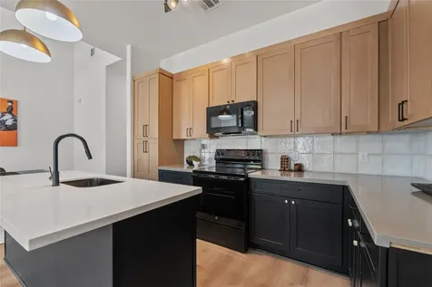 4214 Clover Street Houston TX 77051