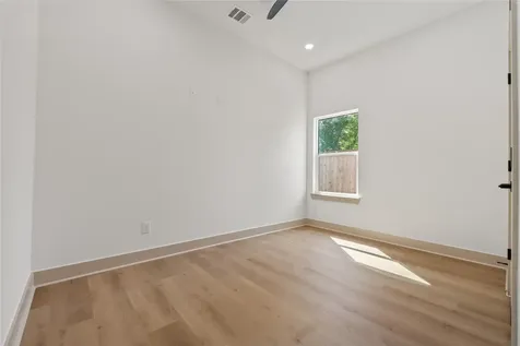 4214 Clover Street Houston TX 77051